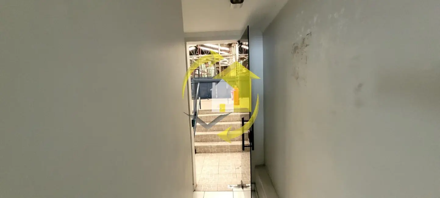 Armazém / Galpão à venda, 363m2 em Parque São Jorge, São Paulo - SP - imagem 9 Foto 9 de Armazém / Galpão à venda, 363m2 em Parque São Jorge, São Paulo - SP