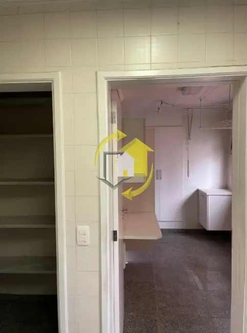 Apartamento com 3 quartos à venda, 220m2 em Jardim Europa, São Paulo - SP - imagem 7 Foto 7 de Apartamento com 3 quartos à venda, 220m2 em Jardim Europa, São Paulo - SP