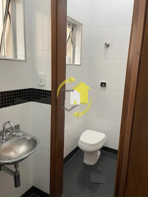 Foto 9 de Sobrado com 3 quartos para alugar, 400m2 em Parque São Jorge, São Paulo - SP