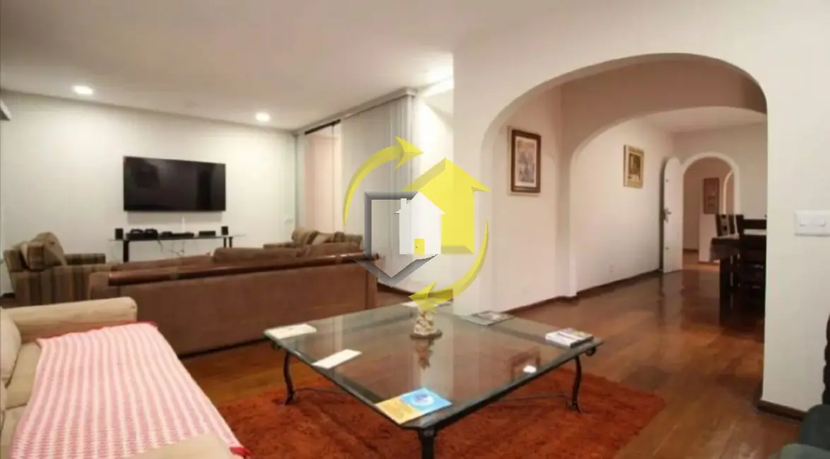 Sobrado com 6 quartos à venda, 426m2 em Tatuapé, São Paulo - SP - imagem 8 Foto 8 de Sobrado com 6 quartos à venda, 426m2 em Tatuapé, São Paulo - SP