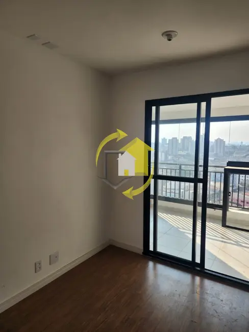 Foto 3 de Apartamento com 2 quartos para alugar, 42m2 em Vila Esperança, São Paulo - SP