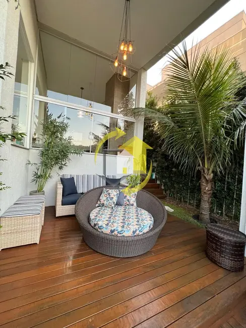 Foto 5 de Sobrado com 5 quartos à venda, 489m2 em Aruja - SP