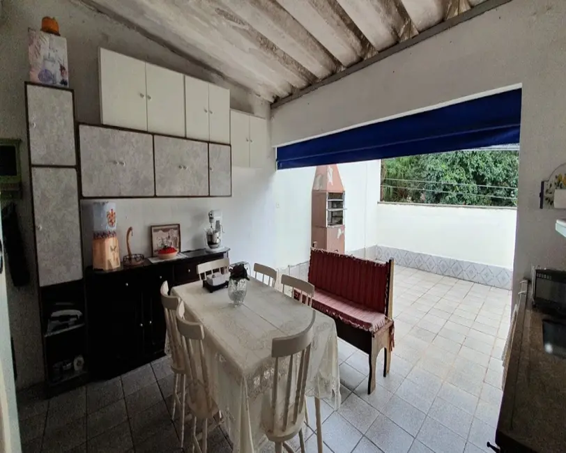 Foto 1 de Casa com 8 quartos à venda, 207m2 em Vila Oratório, São Paulo - SP