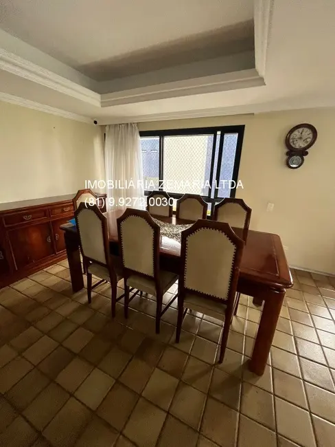 Apartamento com 4 quartos à venda, 260m2 em Tamarineira, Recife - PE - imagem 5 Foto 5 de Apartamento com 4 quartos à venda, 260m2 em Tamarineira, Recife - PE