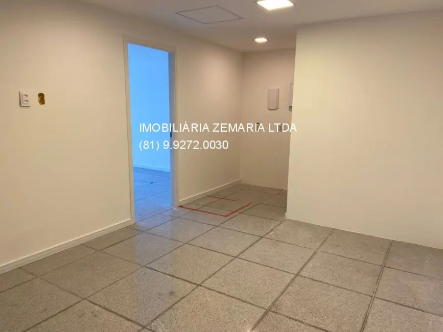 Foto 2 de Sala Comercial para alugar, 103m2 em Ilha do Leite, Recife - PE