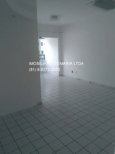 Foto 2 de Apartamento com 2 quartos à venda, 75m2 em Madalena, Recife - PE