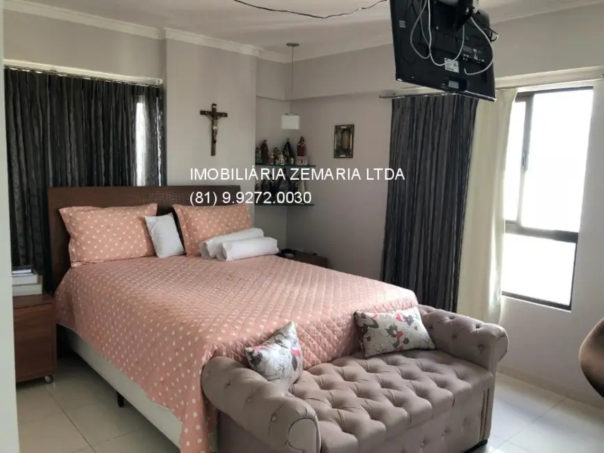 Foto 8 de Apartamento com 5 quartos à venda, 374m2 em Casa Forte, Recife - PE