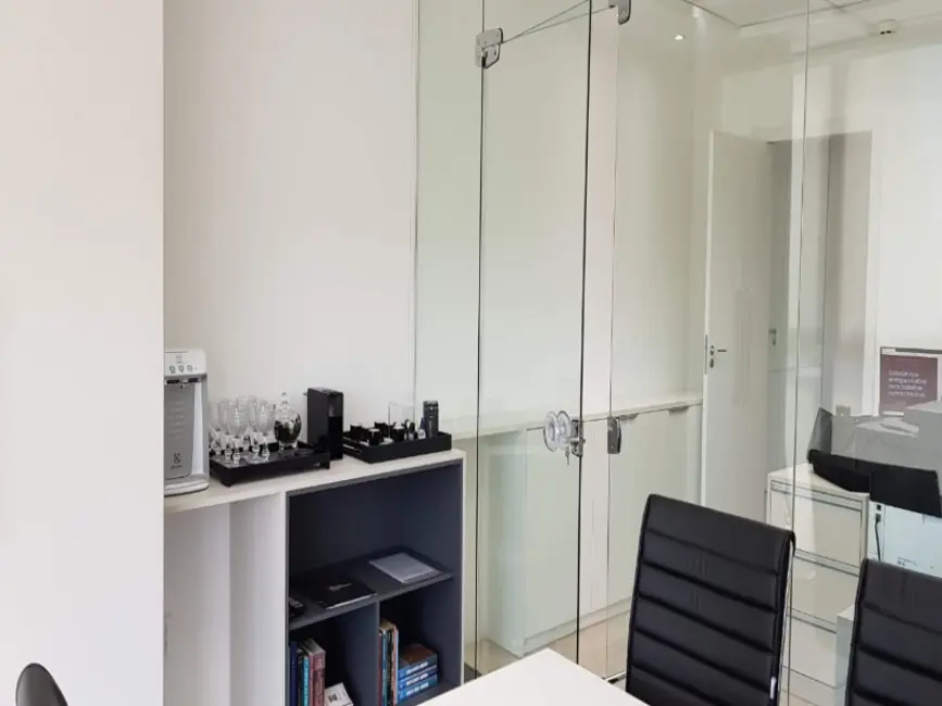 Sala Comercial para alugar, 36m2 em Pina, Recife - PE - imagem 3 Foto 3 de Sala Comercial para alugar, 36m2 em Pina, Recife - PE