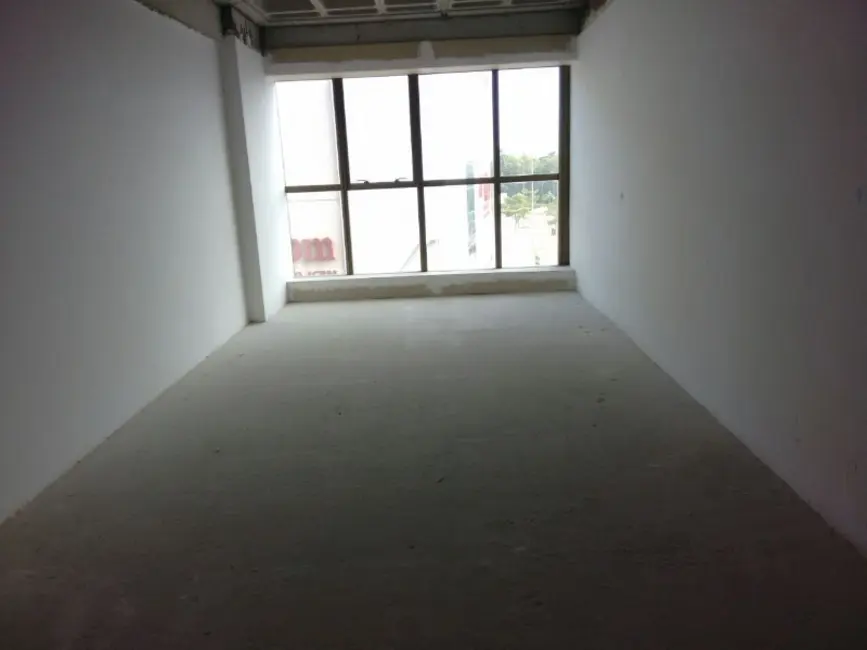 Sala Comercial à venda e para alugar, 36m2 em Pina, Recife - PE - imagem 3 Foto 3 de Sala Comercial à venda e para alugar, 36m2 em Pina, Recife - PE