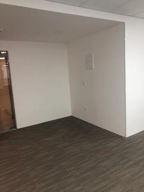 Foto 2 de Sala Comercial para alugar, 161m2 em Pina, Recife - PE