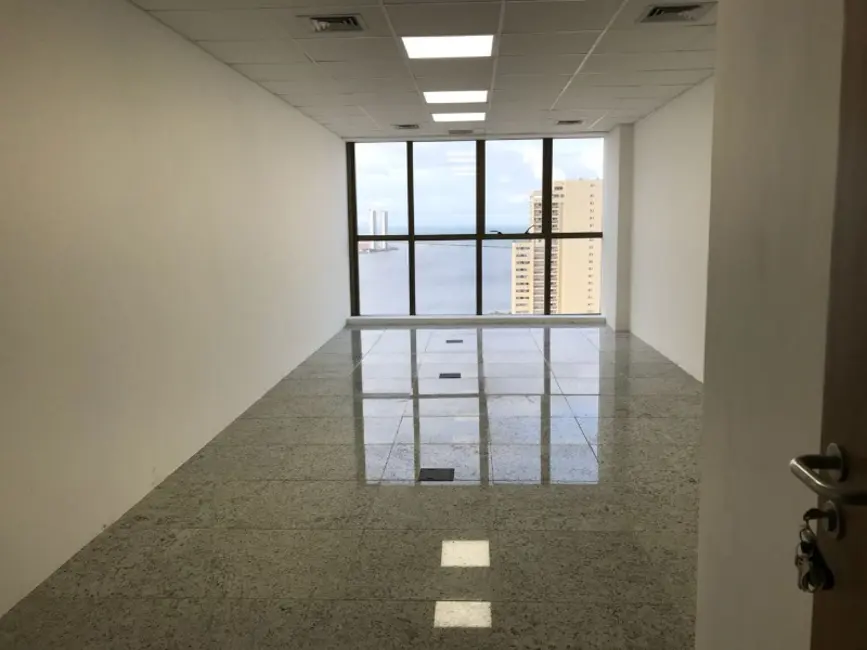 Foto 1 de Sala Comercial à venda e para alugar, 36m2 em Pina, Recife - PE