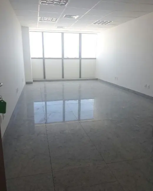 Foto 1 de Sala Comercial para alugar, 31m2 em Pina, Recife - PE