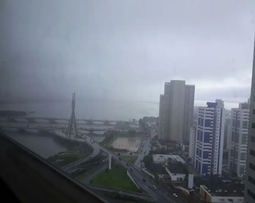 Foto 2 de Sala Comercial para alugar, 37m2 em Pina, Recife - PE