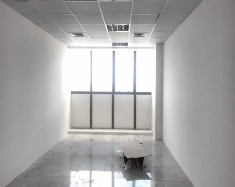 Foto 2 de Sala Comercial à venda e para alugar, 31m2 em Pina, Recife - PE