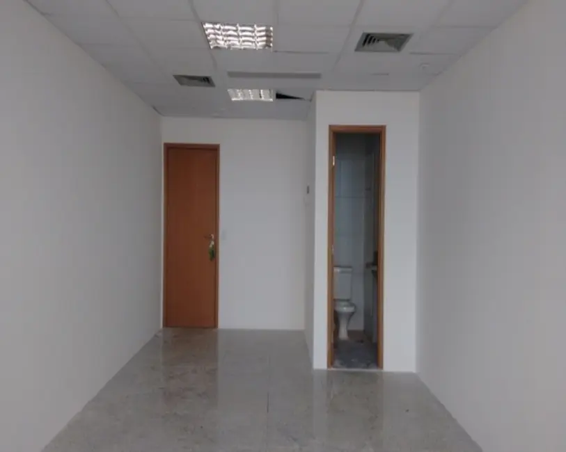 Foto 1 de Sala Comercial à venda e para alugar, 31m2 em Pina, Recife - PE