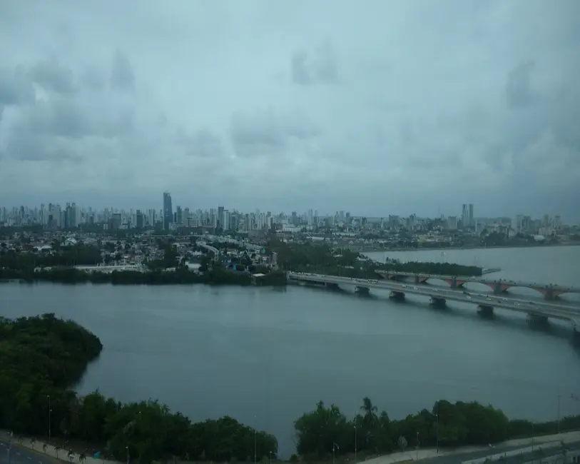 Foto 3 de Sala Comercial para alugar, 31m2 em Pina, Recife - PE