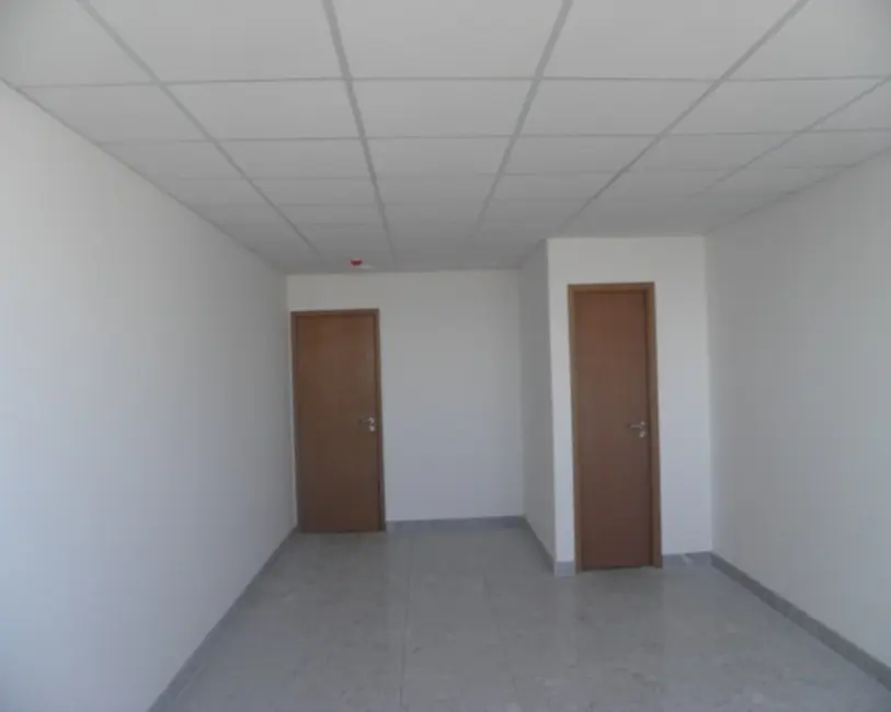 Foto 1 de Sala Comercial para alugar, 31m2 em Pina, Recife - PE