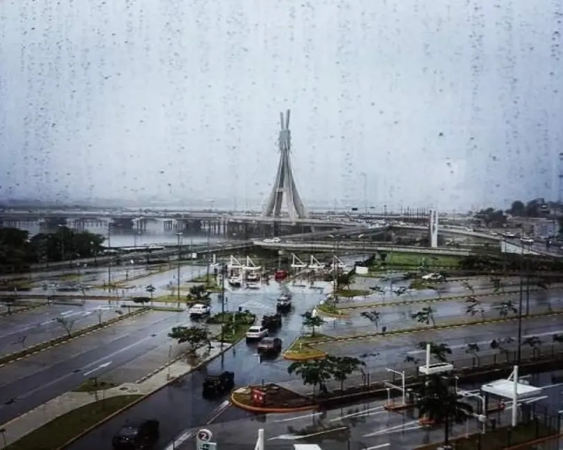 Foto 1 de Sala Comercial para alugar, 162m2 em Pina, Recife - PE