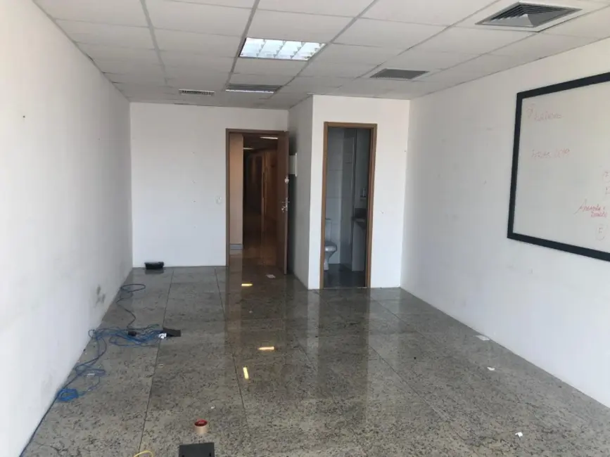 Foto 3 de Sala Comercial para alugar, 36m2 em Pina, Recife - PE