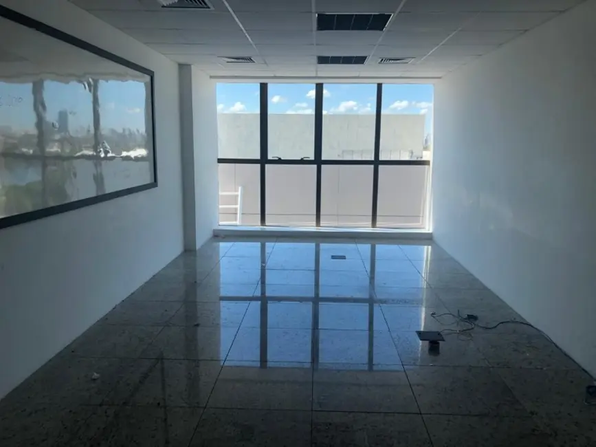 Foto 1 de Sala Comercial para alugar, 36m2 em Pina, Recife - PE