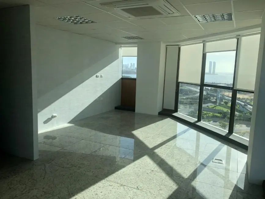 Foto 4 de Sala Comercial para alugar, 37m2 em Pina, Recife - PE
