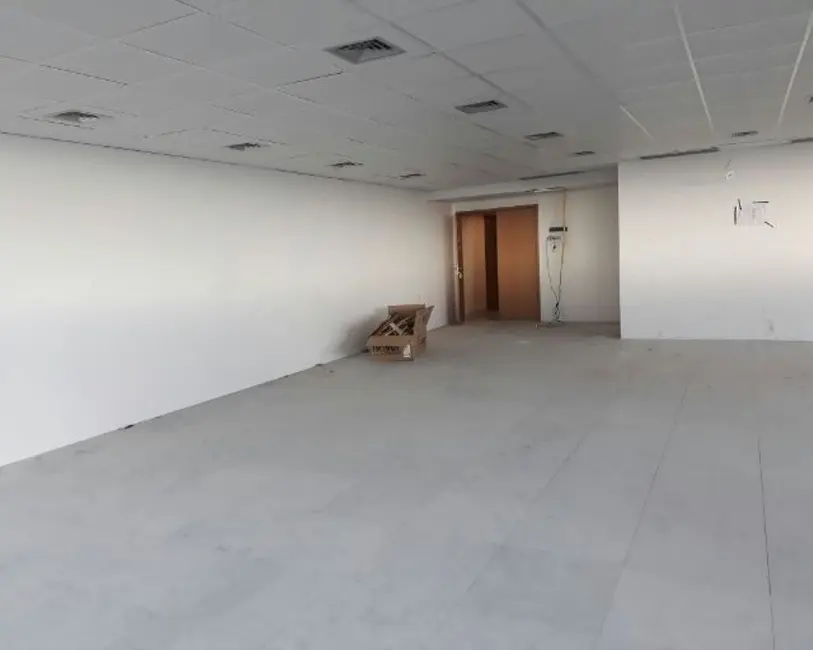 Foto 2 de Sala Comercial para alugar, 162m2 em Pina, Recife - PE