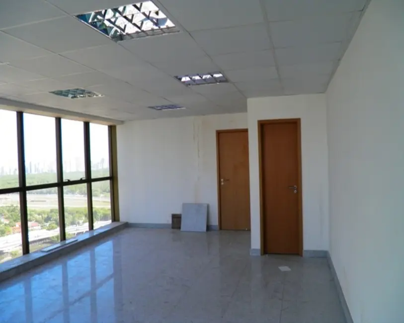 Foto 1 de Sala Comercial para alugar, 37m2 em Pina, Recife - PE