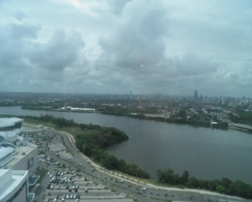 Foto 2 de Sala Comercial à venda e para alugar, 31m2 em Pina, Recife - PE