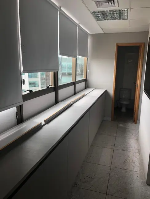 Foto 1 de Sala Comercial para alugar, 43m2 em Pina, Recife - PE