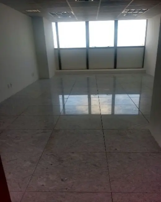 Foto 1 de Sala Comercial para alugar, 31m2 em Pina, Recife - PE