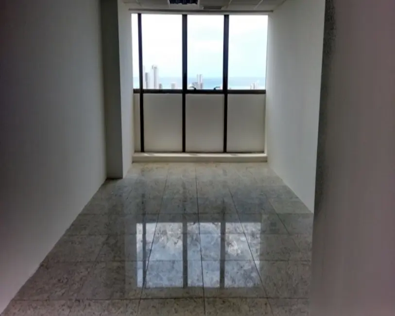 Foto 1 de Sala Comercial para alugar, 31m2 em Pina, Recife - PE