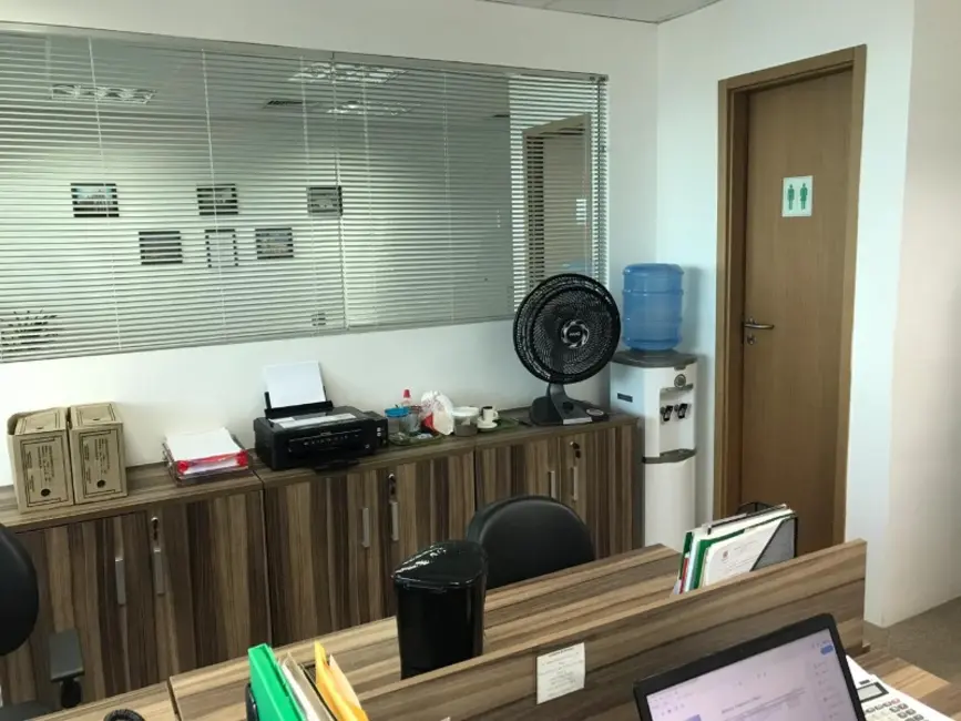 Foto 2 de Sala Comercial para alugar, 61m2 em Pina, Recife - PE