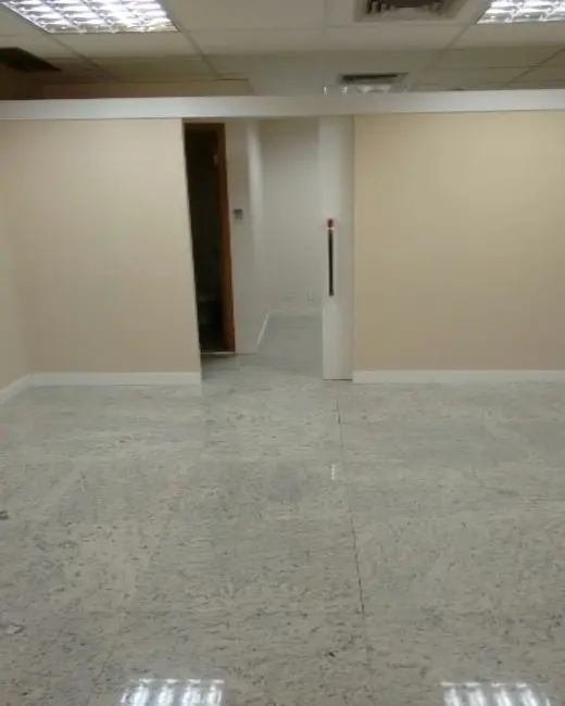 Foto 3 de Sala Comercial para alugar, 31m2 em Pina, Recife - PE