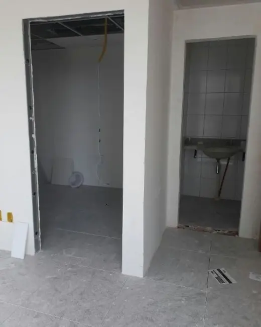 Foto 3 de Sala Comercial para alugar, 37m2 em Pina, Recife - PE