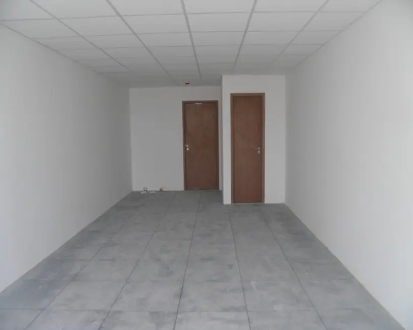 Foto 1 de Sala Comercial para alugar, 36m2 em Pina, Recife - PE