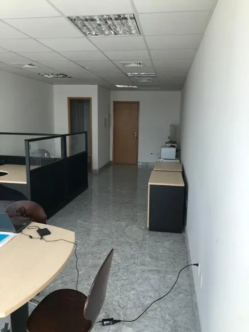 Sala Comercial para alugar, 36m2 em Pina, Recife - PE - imagem 4 Foto 4 de Sala Comercial para alugar, 36m2 em Pina, Recife - PE