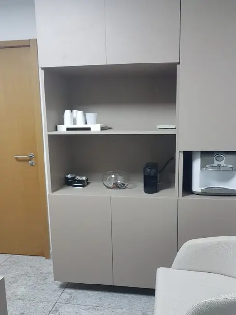 Sala Comercial para alugar, 31m2 em Pina, Recife - PE - imagem 3 Foto 3 de Sala Comercial para alugar, 31m2 em Pina, Recife - PE