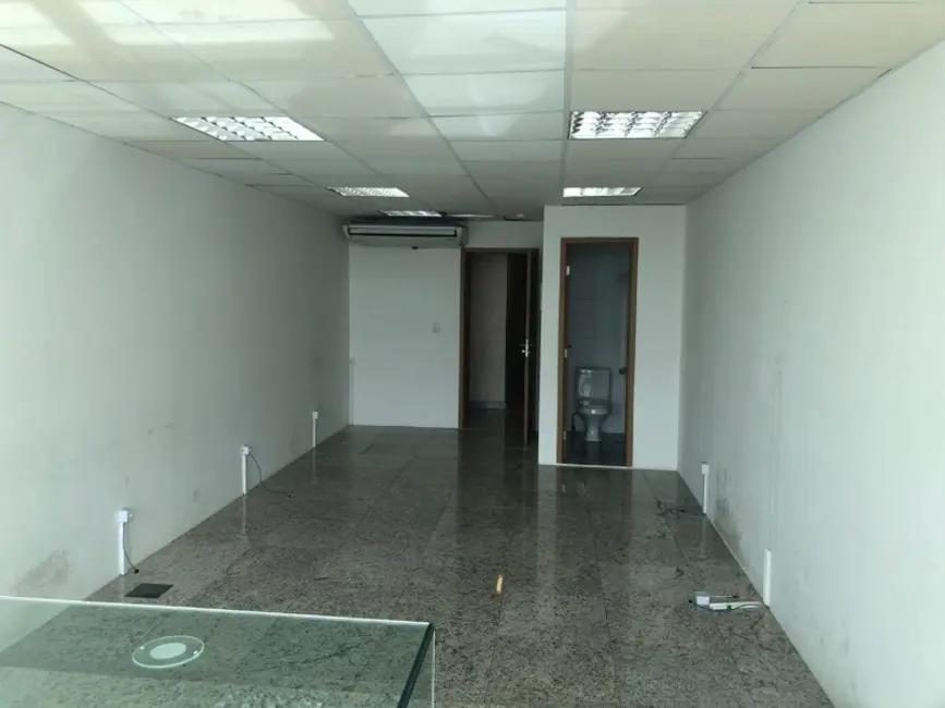 Foto 5 de Sala Comercial para alugar, 36m2 em Pina, Recife - PE