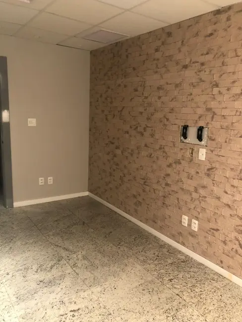 Foto 9 de Sala Comercial para alugar, 36m2 em Pina, Recife - PE