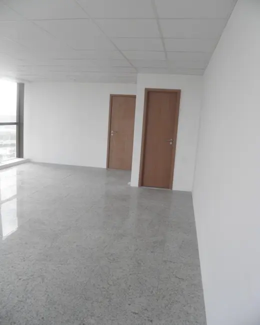 Foto 6 de Sala Comercial para alugar, 37m2 em Pina, Recife - PE