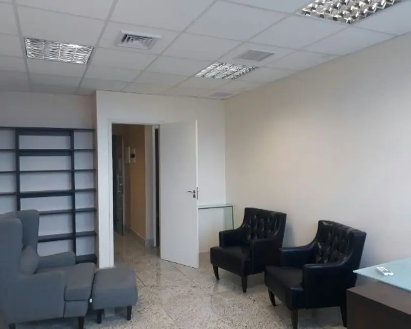 Foto 1 de Sala Comercial para alugar, 31m2 em Pina, Recife - PE