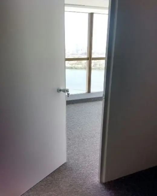 Foto 4 de Sala Comercial para alugar, 36m2 em Pina, Recife - PE