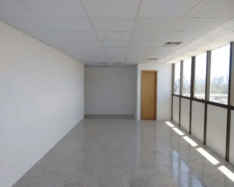 Foto 1 de Sala Comercial para alugar, 43m2 em Pina, Recife - PE