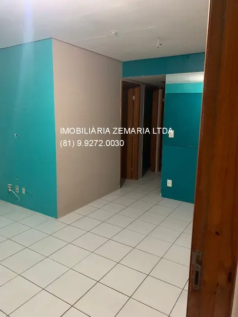 Foto 9 de Apartamento com 3 quartos à venda, 70m2 em Encruzilhada, Recife - PE