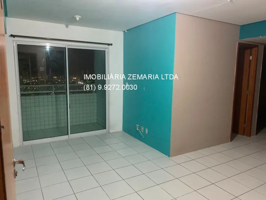 Foto 1 de Apartamento com 3 quartos à venda, 70m2 em Encruzilhada, Recife - PE