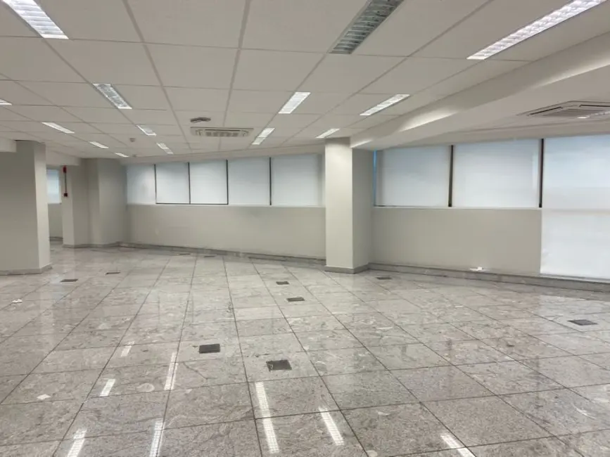 Foto 9 de Sala Comercial para alugar, 322m2 em Pina, Recife - PE