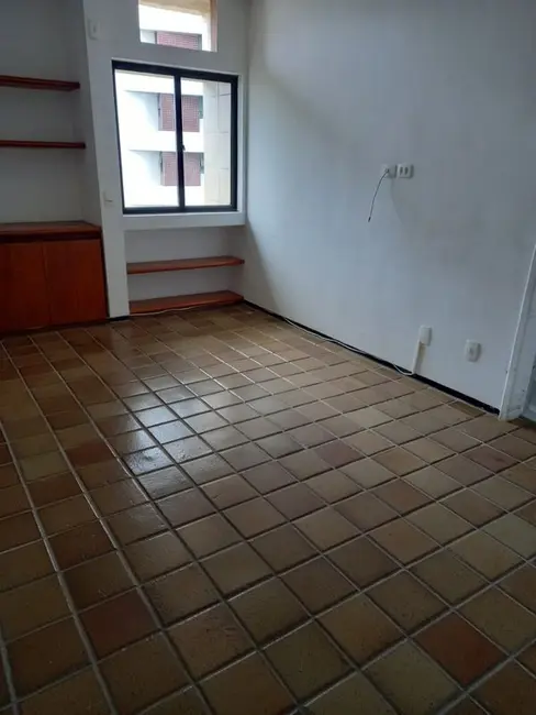 Foto 9 de Apartamento com 4 quartos à venda, 176m2 em Parnamirim, Recife - PE