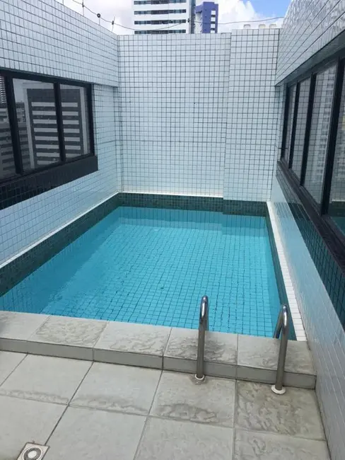 Apartamento com 2 quartos à venda, 49m2 em Boa Viagem, Recife - PE - imagem 3 Foto 3 de Apartamento com 2 quartos à venda, 49m2 em Boa Viagem, Recife - PE