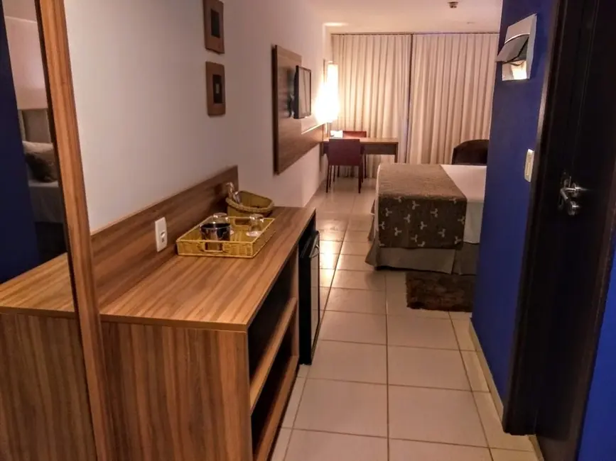 Foto 1 de Apartamento com 1 quarto à venda e para alugar, 30m2 em Pina, Recife - PE