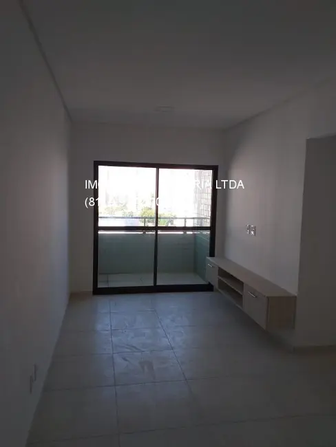 Foto 2 de Apartamento com 3 quartos à venda, 66m2 em Madalena, Recife - PE